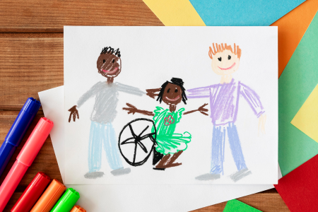 Autoportrait dessiné par un enfant en fauteuil roulant